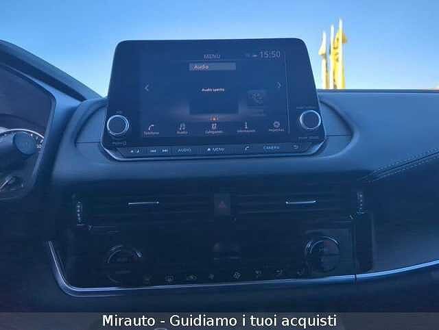 Nissan Qashqai MHEV 140 CV Business