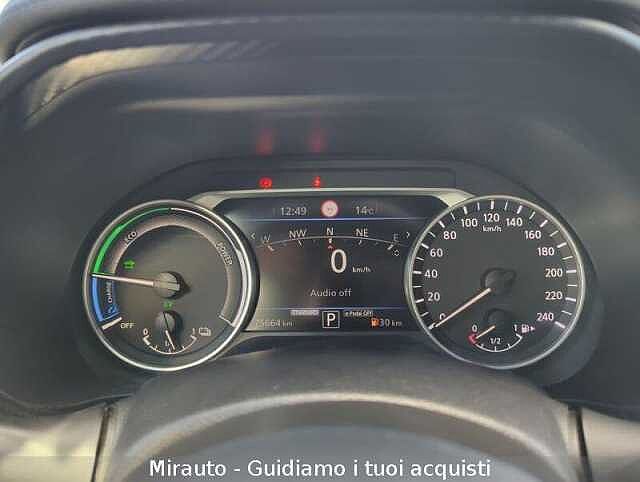 Nissan Juke 1.6 HEV Premiere Edition Auto