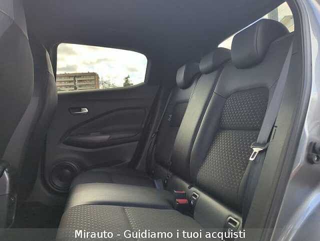 Nissan Juke 1.0 DIG-T 114 Dct N-Connecta