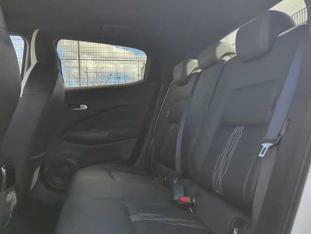 Nissan Juke 1.6 HEV Premiere Edition Auto