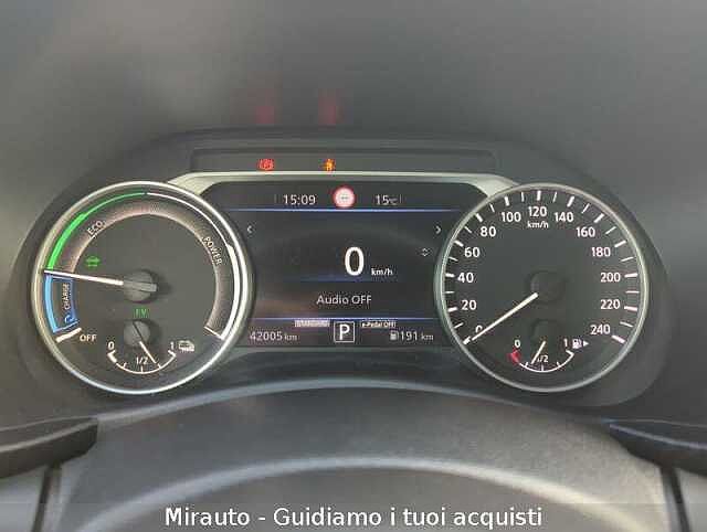 Nissan Juke 1.6 HEV N-Connecta Auto