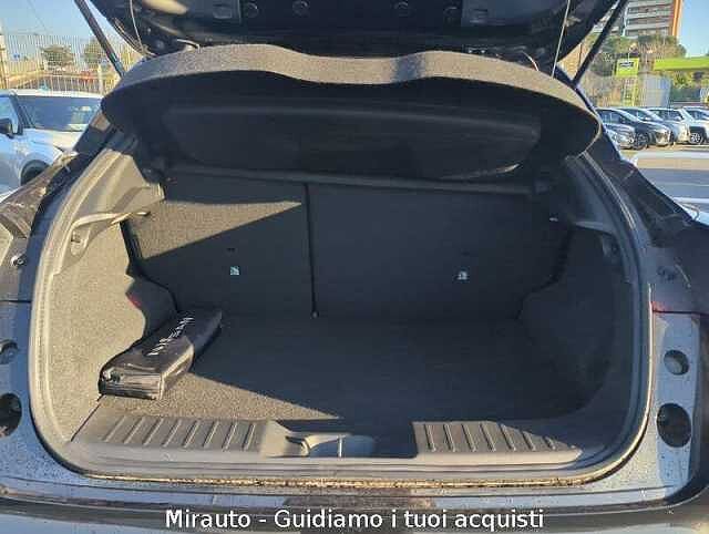 Nissan Juke 1.6 HEV Premiere Edition Auto