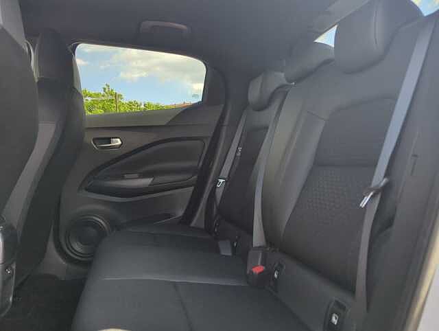 Nissan Juke 1.0 DIG-T 114 Mt N-Connecta