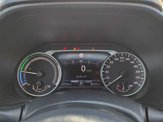Nissan Juke 1.6 HEV N-Connecta Auto