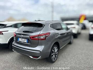 Nissan Qashqai 2ª serie Qashqai 1.3 DIG-T 160 CV DCT Tekna+ Dynamic Standard Grigio