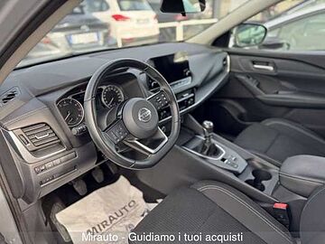 Nissan Qashqai 3&ordf; serie Qashqai MHEV 140 CV Business Grigio