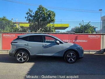Nissan Qashqai 3&ordf; serie Qashqai MHEV 158 CV Xtronic Premiere Edition Grigio