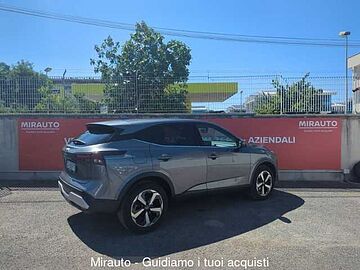 Nissan Qashqai 3&ordf; serie Qashqai MHEV 140 CV N-Connecta Grigio scuro