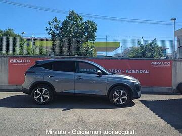 Nissan Qashqai 3&ordf; serie Qashqai MHEV 140 CV N-Connecta Grigio scuro