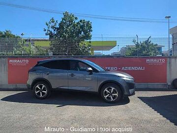 Nissan Qashqai 3&ordf; serie Qashqai MHEV 140 CV N-Connecta Grigio scuro