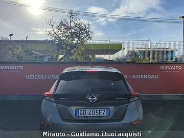 Nissan Leaf N-Connecta 40 kWh Grigio scuro