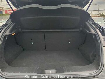 Nissan Juke 1.6 HEV Premiere Edition Auto Nero