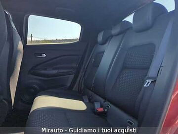 Nissan Juke 1.0 DIG-T 114 Mt N-Connecta Rosso