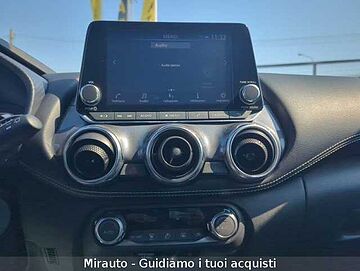 Nissan Juke 1.0 DIG-T 114 Mt N-Connecta Rosso