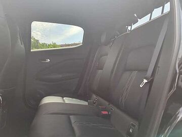 Nissan Juke 1.6 HEV Premiere Edition Auto Nero