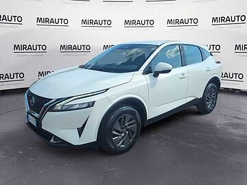 Nissan Qashqai 1.3 MHEV 140 Business Beige