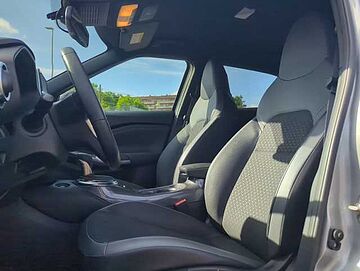 Nissan Juke 1.6 HEV N-Connecta Auto Argento
