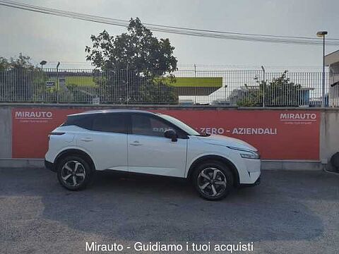 Nissan Qashqai 3&ordf; serie Qashqai MHEV 140 CV N-Connecta Bianco