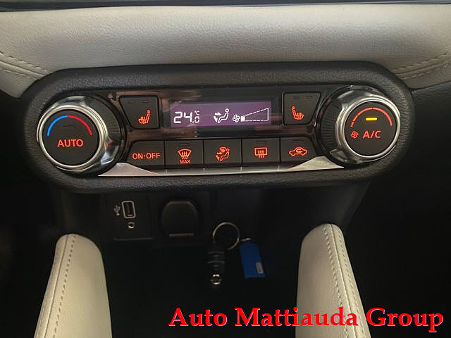 Nissan Micra IG-T 92 5 porte Tekna