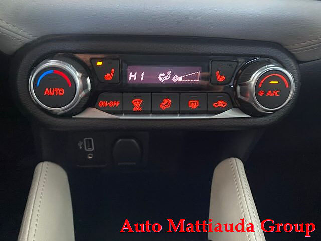 Nissan Micra IG-T 92 5 porte Tekna