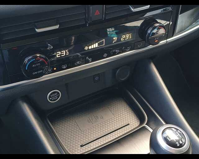 Nissan Qashqai III 2021 Qashqai 1.3 mhev N-Connecta 2wd 140cv