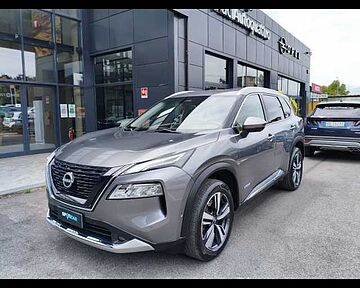 Nissan X-Trail IV X-Trail 1.5 e-power Tekna e-4orce 4wd auto grey