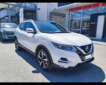 Nissan Qashqai II 2017 Qashqai 1.5 dci N-Connecta 115cv white
