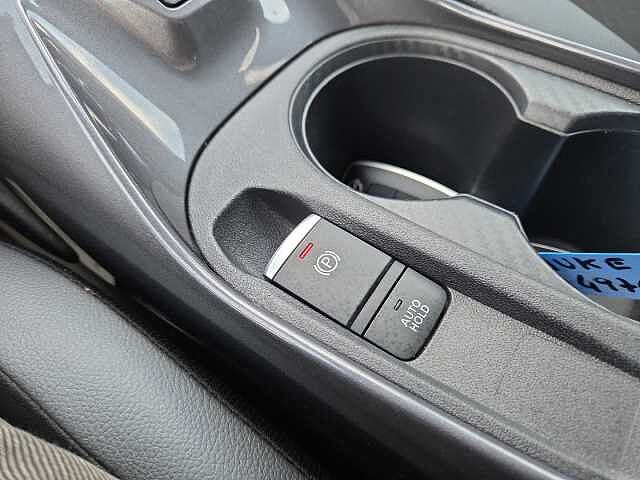 Nissan Juke 1.0 DIG-T 114 CV N-Connecta