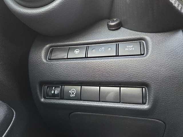 Nissan Juke 1.0 DIG-T 114 CV N-Connecta