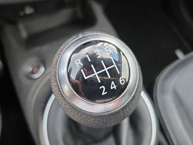 Nissan Juke 1.0 DIG-T 114 CV N-Design