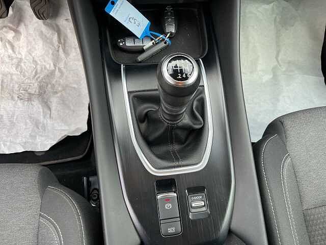 Nissan Qashqai MHEV 140 CV N-Connecta