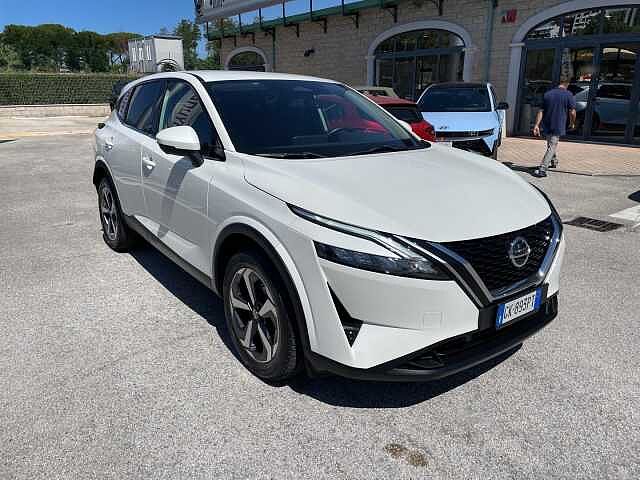 Nissan Qashqai MHEV 140 CV N-Connecta