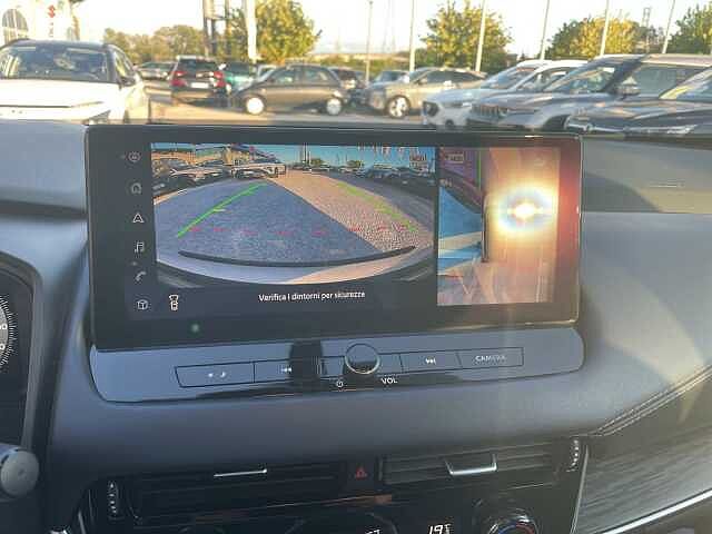 Nissan Qashqai MHEV 140 CV Tekna