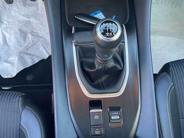 Nissan Qashqai MHEV 140 CV Tekna