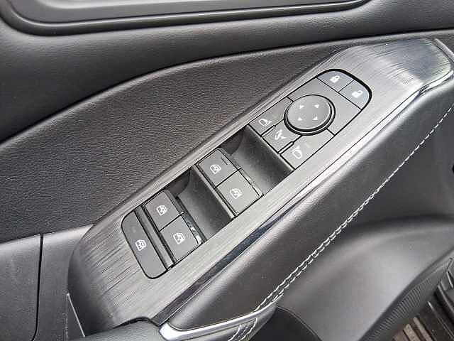 Nissan Qashqai MHEV 140 CV N-Connecta