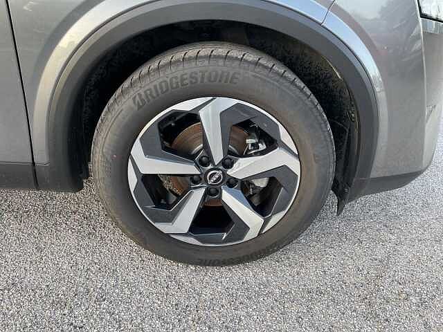 Nissan Qashqai MHEV 140 CV N-Connecta