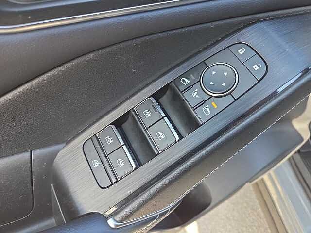 Nissan Qashqai MHEV 140 CV Tekna