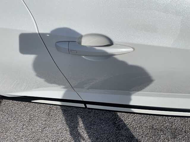 Nissan Juke 1.6 HEV Premiere Edition