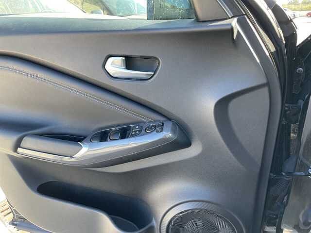 Nissan Juke 1.0 DIG-T 114 CV N-Connecta