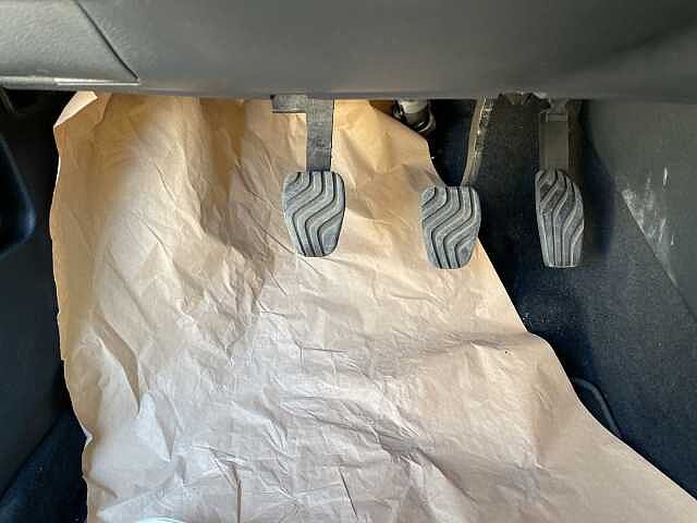 Nissan Juke 1.0 DIG-T 114 CV N-Connecta