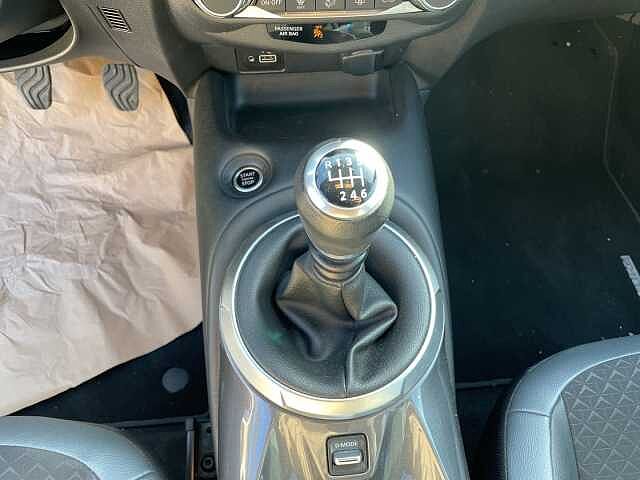 Nissan Juke 1.0 DIG-T 114 CV N-Connecta