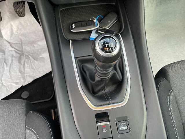 Nissan Qashqai MHEV 140 CV N-Connecta