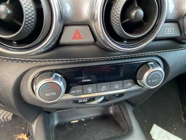 Nissan Juke 1.6 HEV N-Connecta