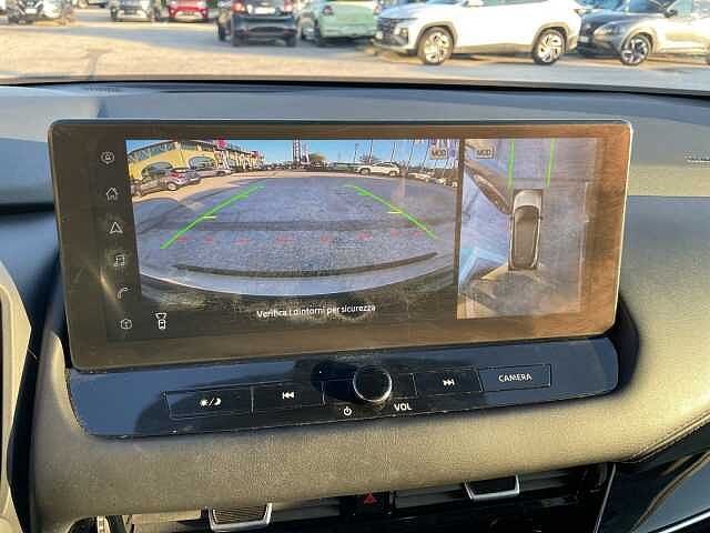 Nissan Qashqai MHEV 140 CV N-Connecta