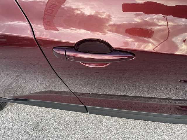 Nissan Juke 1.0 DIG-T 114 CV DCT N-Connecta