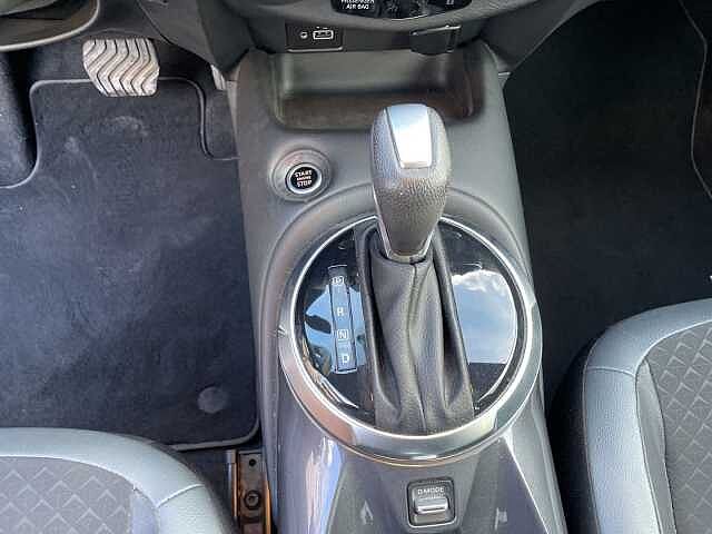 Nissan Juke 1.0 DIG-T 114 CV DCT N-Connecta