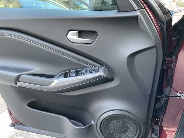 Nissan Juke 1.0 DIG-T 114 CV DCT N-Connecta