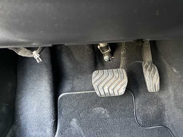 Nissan Juke 1.0 DIG-T 114 CV DCT N-Connecta