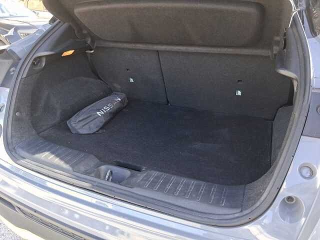 Nissan Juke 1.0 DIG-T 114 CV DCT Kiiro