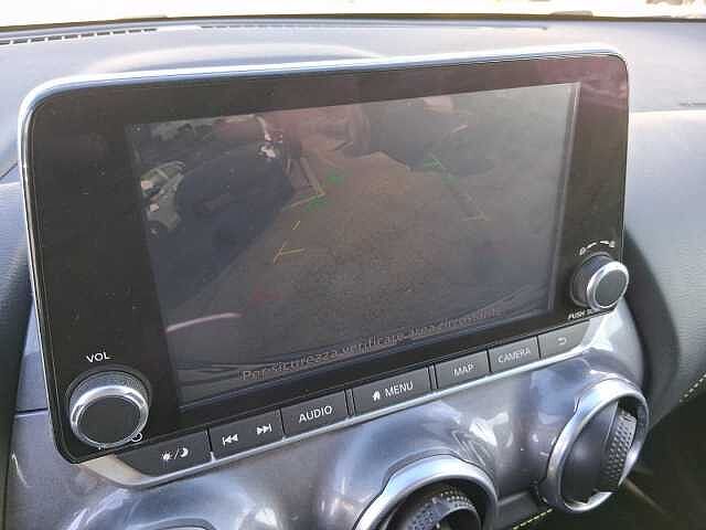 Nissan Juke 1.0 DIG-T 114 CV DCT Kiiro